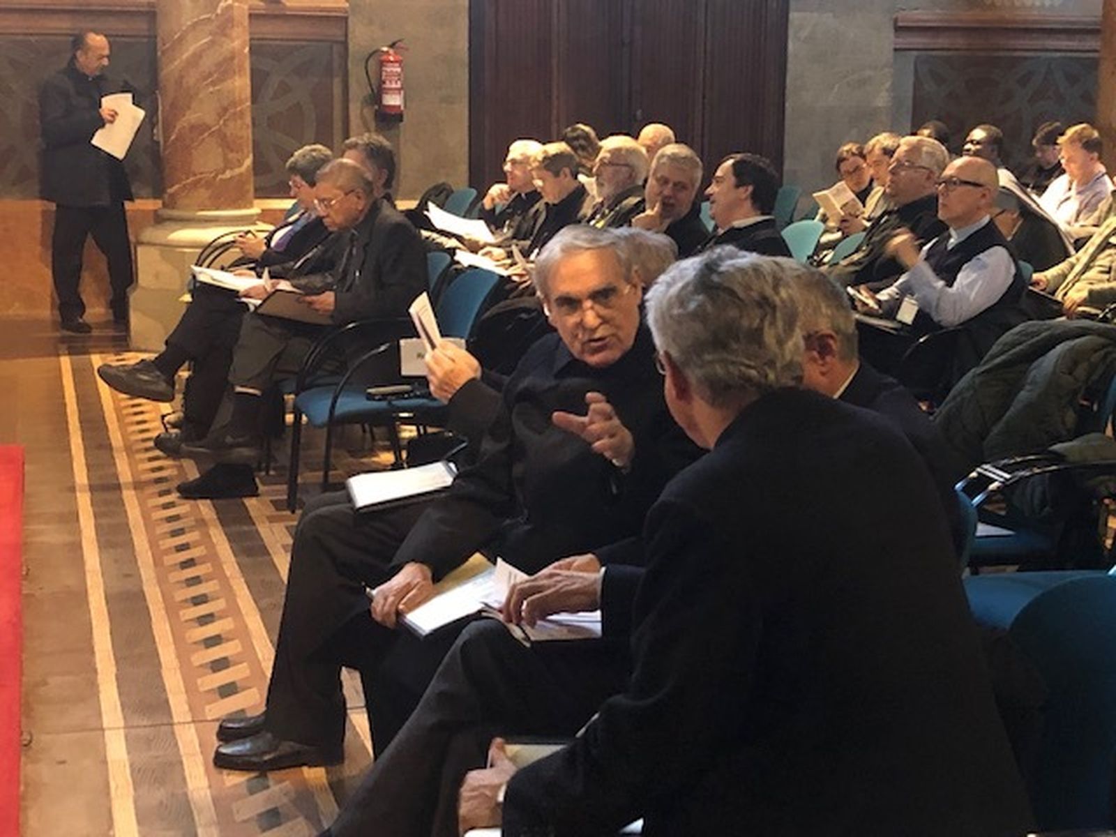 Sistach conversa con Vives