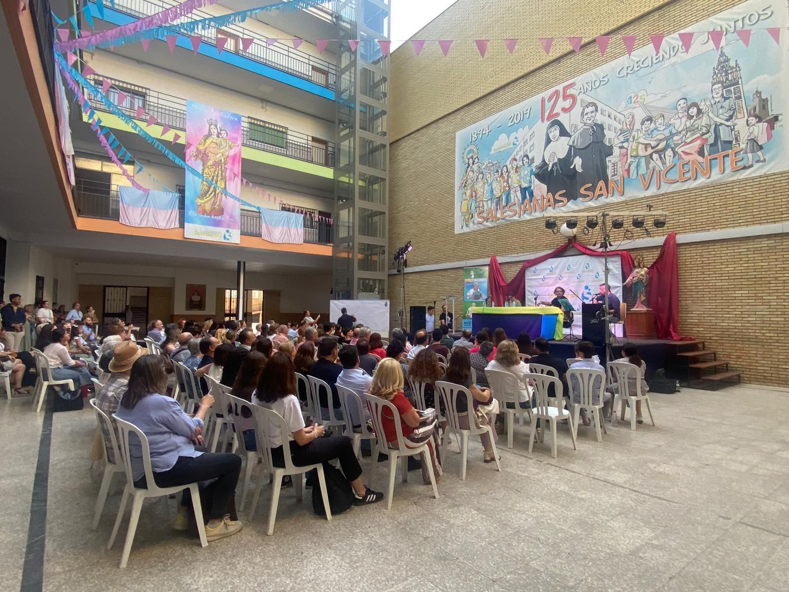 El patio de las salesianas de Sevilla