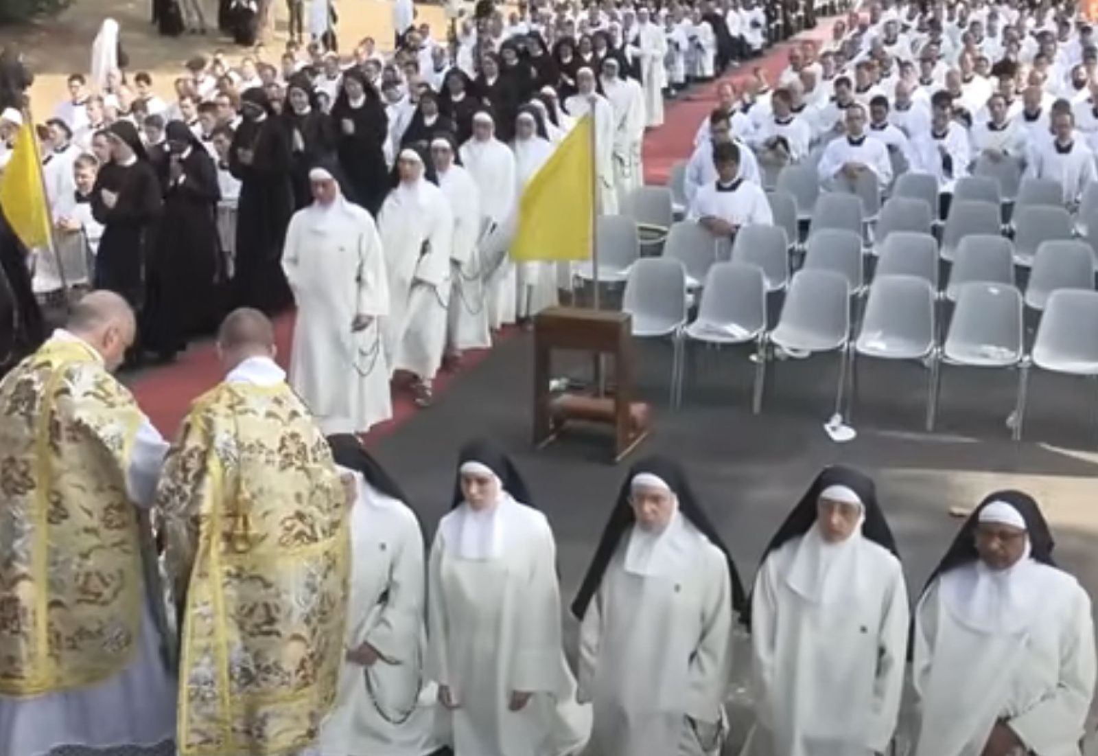 Misa en Roma de los lefebvrianos