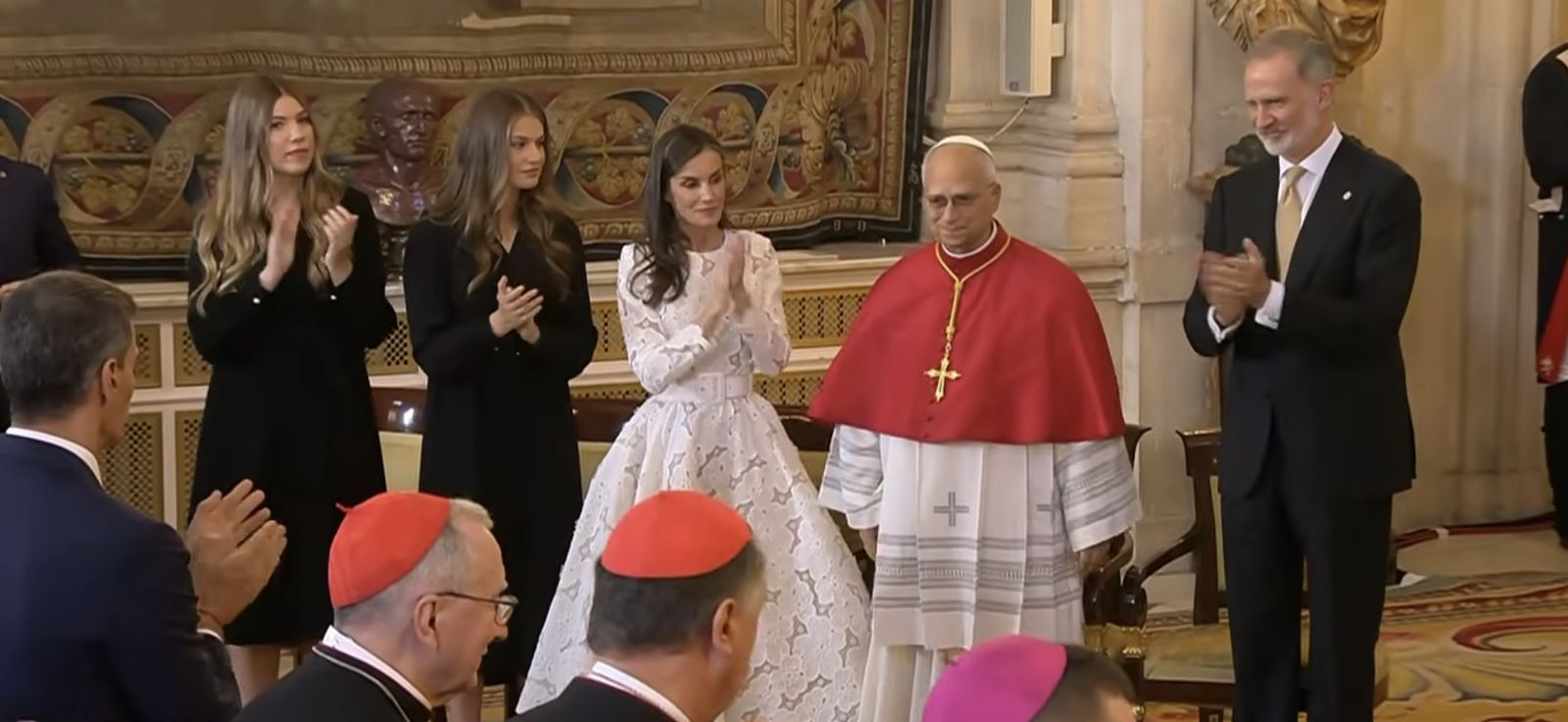 Aplausos al Papa