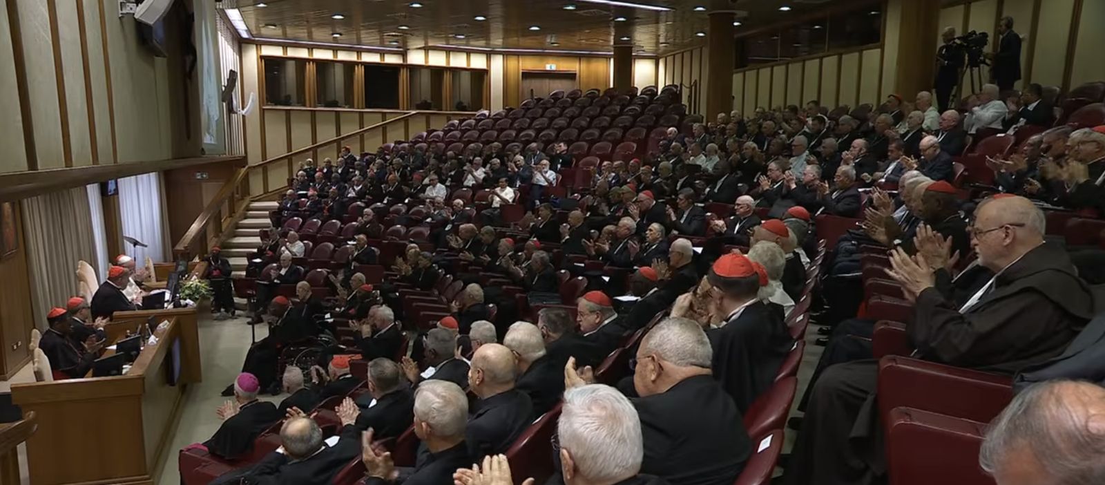Aplausos en la sala
