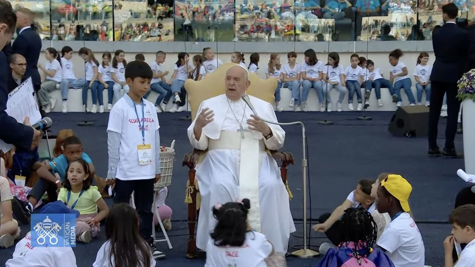 El Papa responde a las preguntas que le formularon los niños