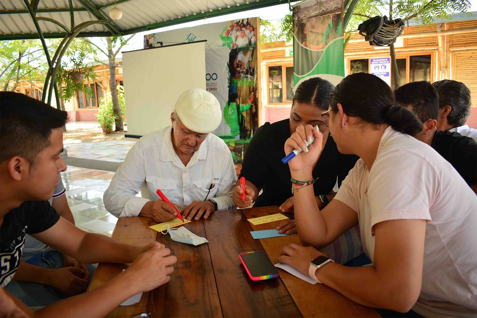 MONMonte Sinaí, reunión sinodal