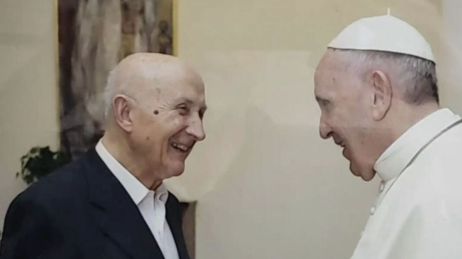 Francisco bendijo la teología de Castillo