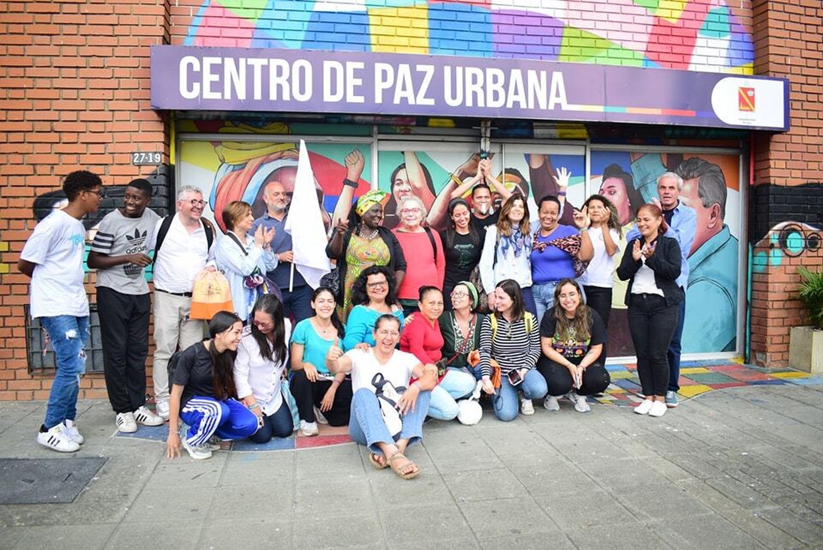 Visita exministra Martelli en Observatorio Arz. Cali
