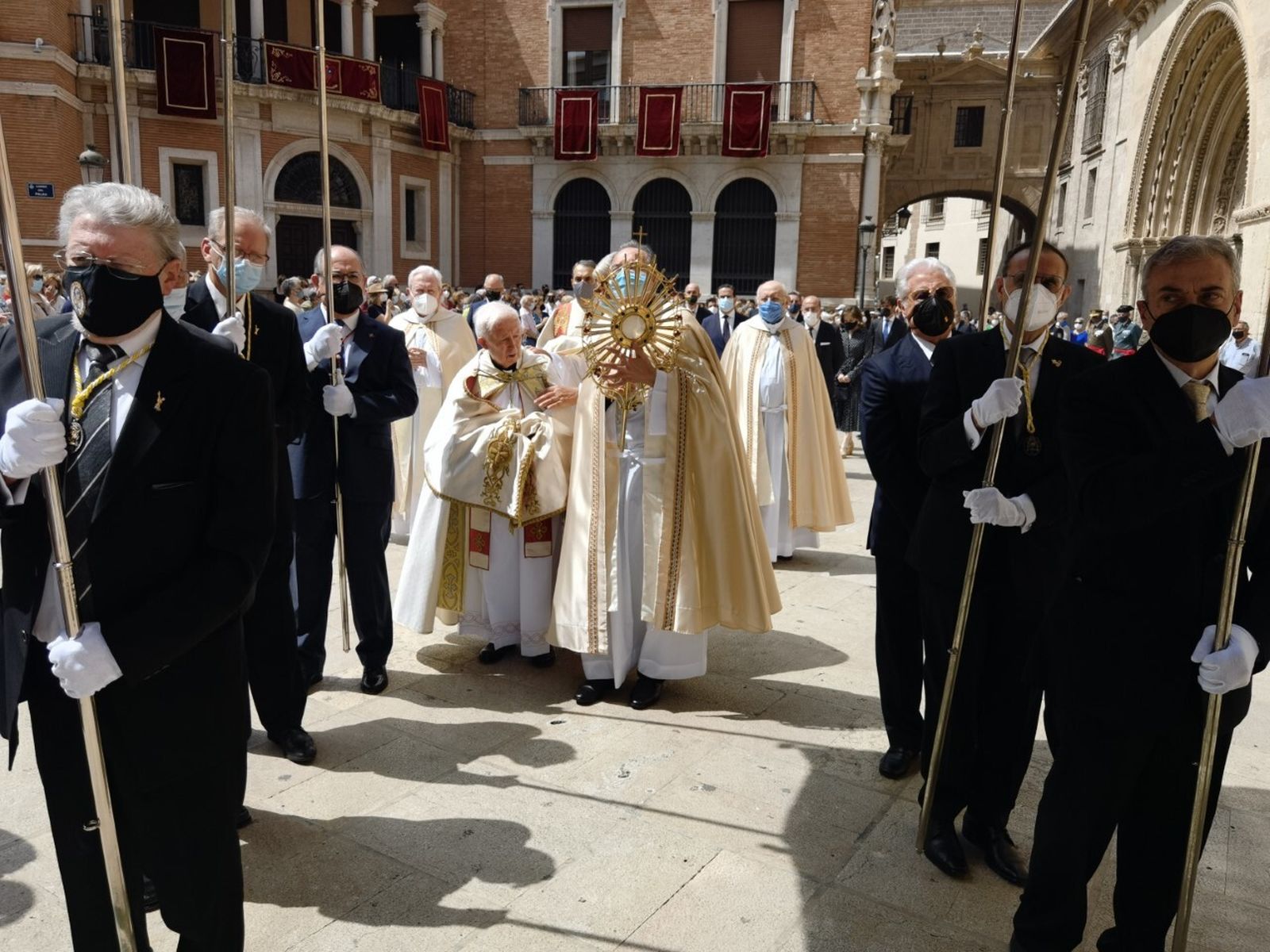 Cañiozares sacó el Corpus a la calle.