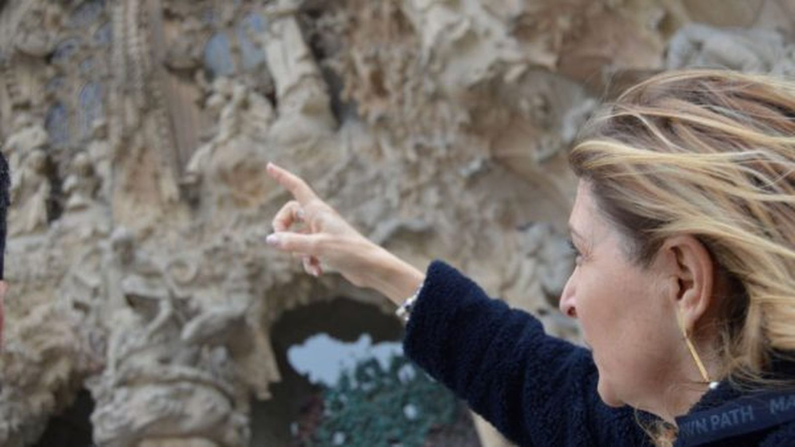 "Gaudí quería hacer una montaña de Montserrat en el centro de Barcelona", manifiesta la periodista.