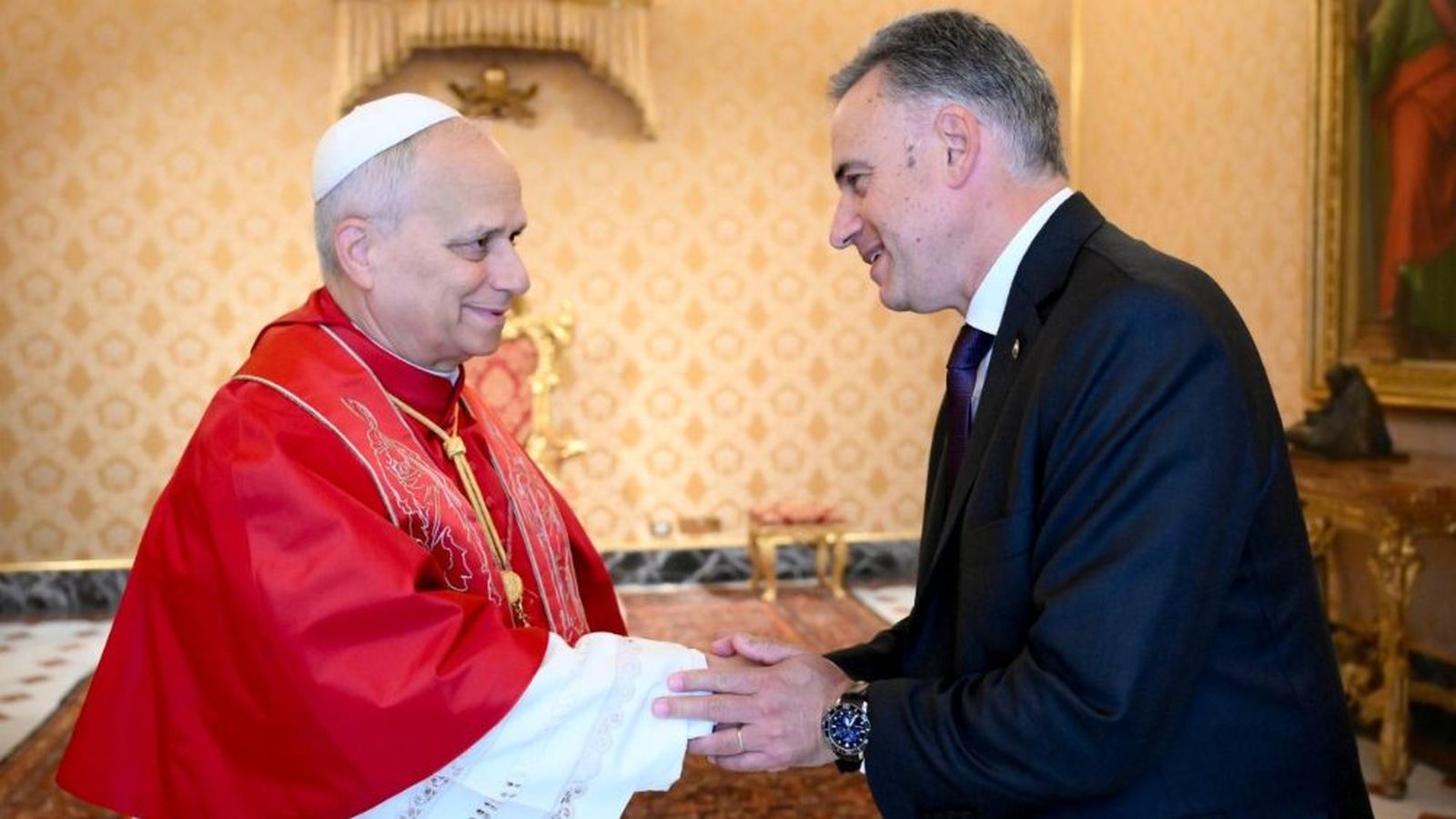 León XIV y el presidente de Uruguay en diciembre de 2025