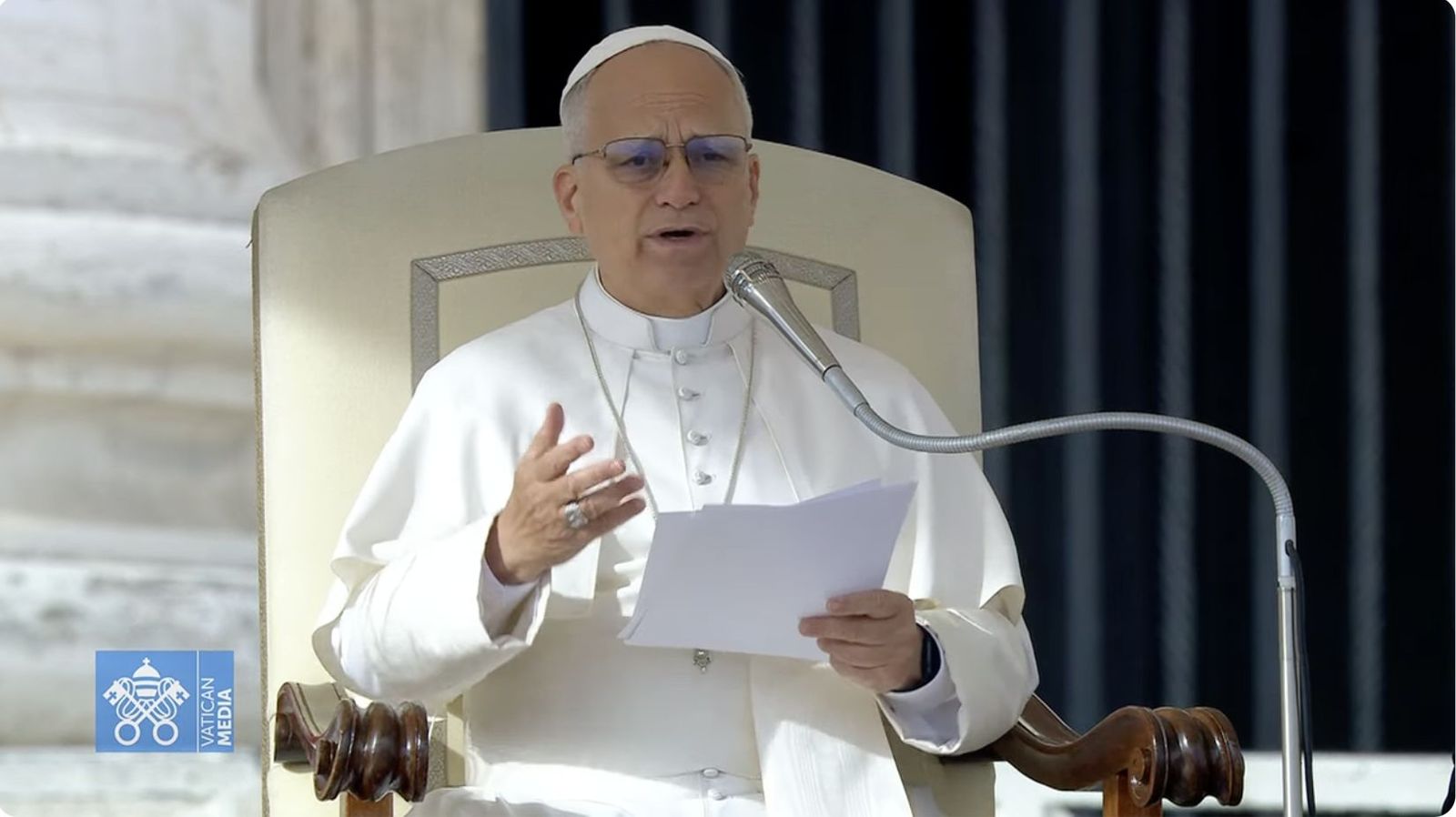 León XIV, durante su catequesis