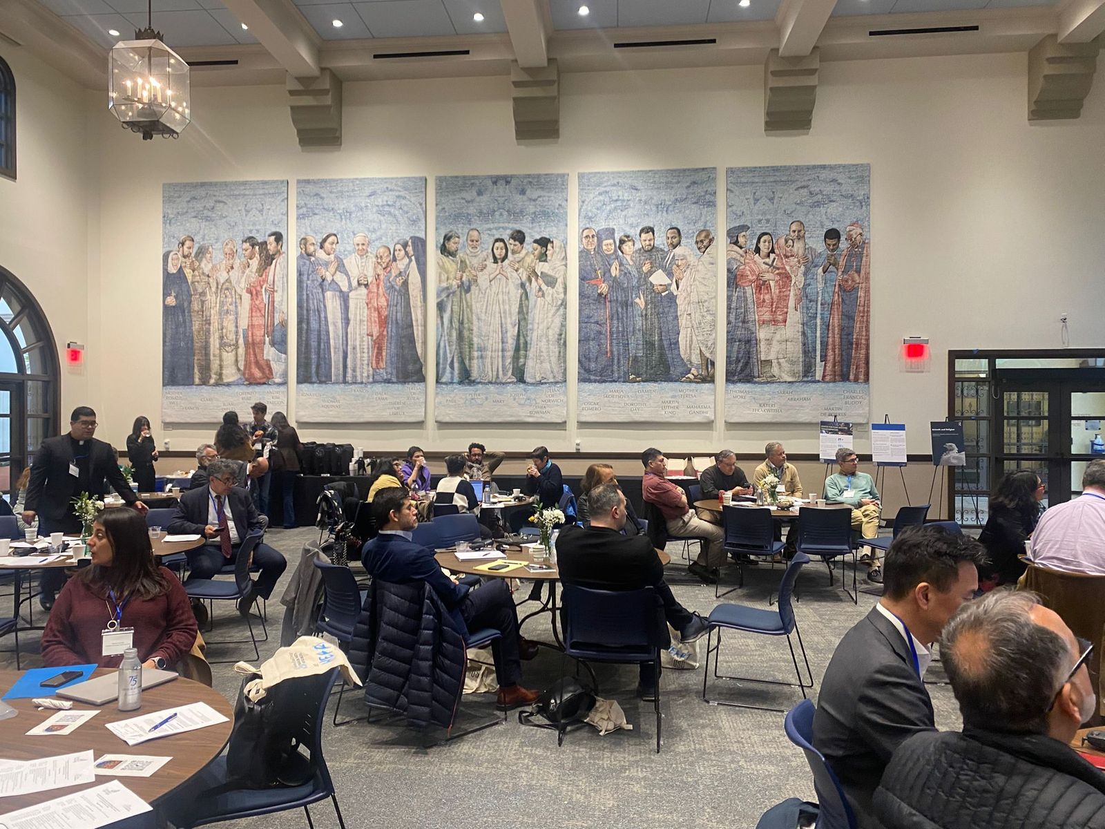 Un momento del diálogo