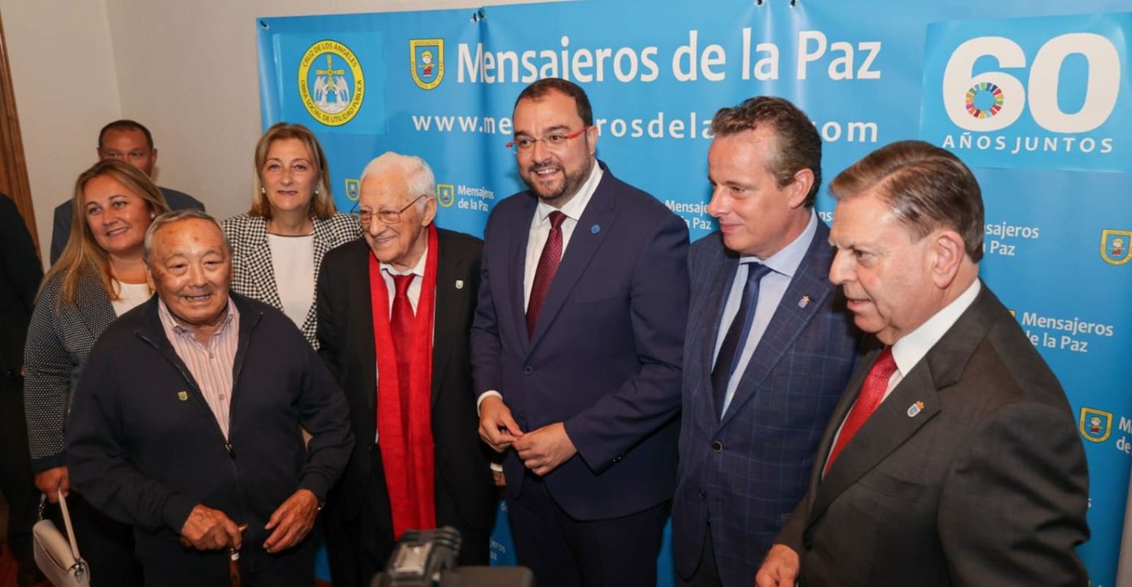 Padre Ángel, Barbón, alcalde de Oviedo