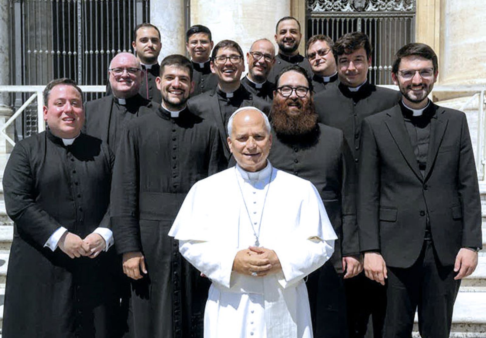 El Papa, con el grupo de curas valencianos