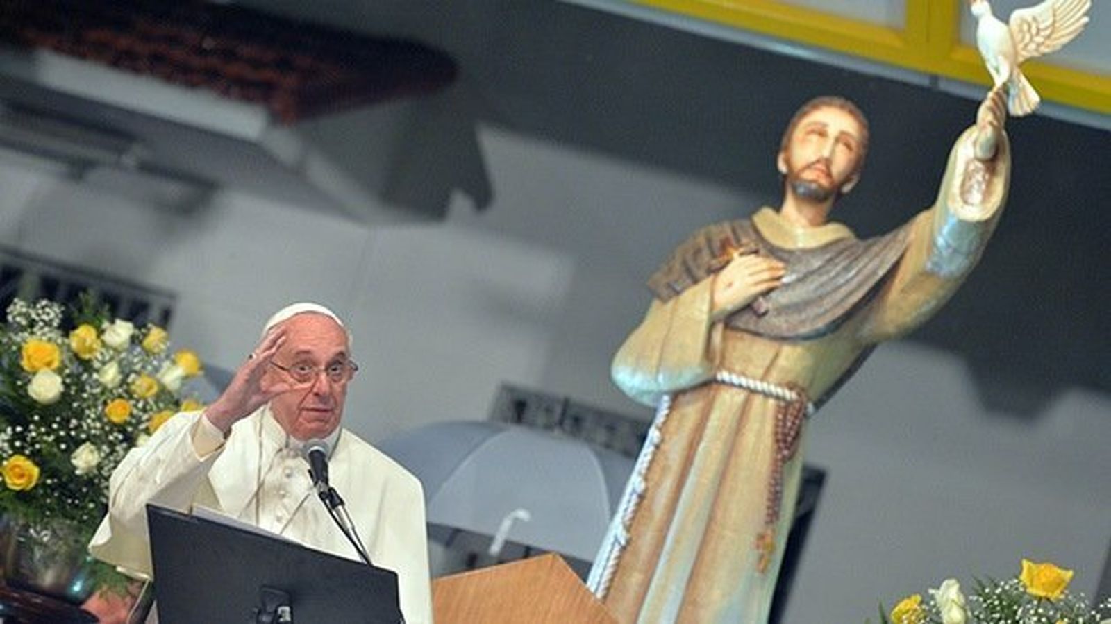 El Papa ante la figura de San Francisco de Asís