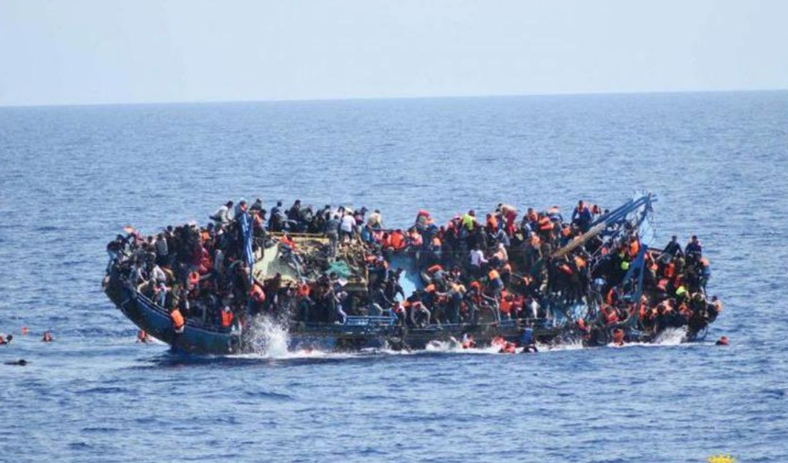 Naufragio de emigrantes