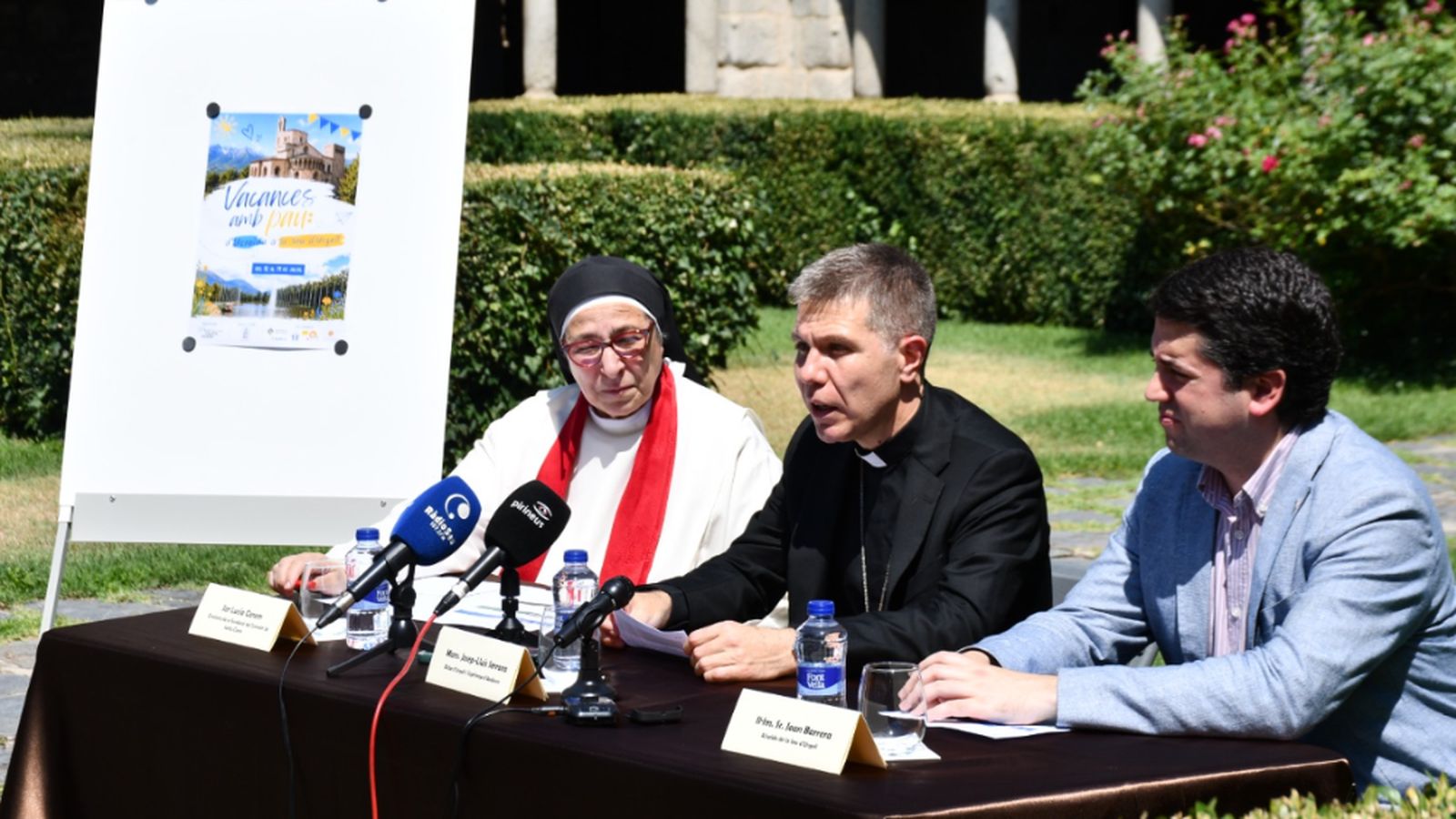 El claustro de la Catedral de Santa María de Urgell acogió la presentación de la iniciativa.