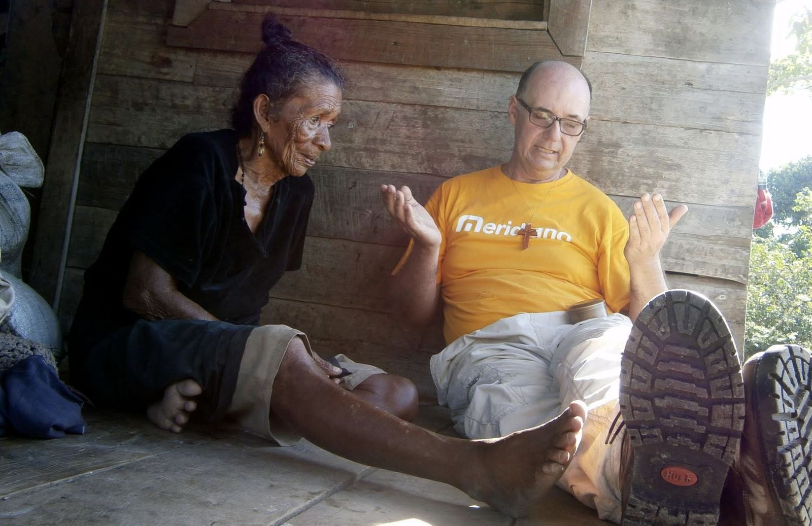 José Vicente Nácher, rezando en la Mosquitia