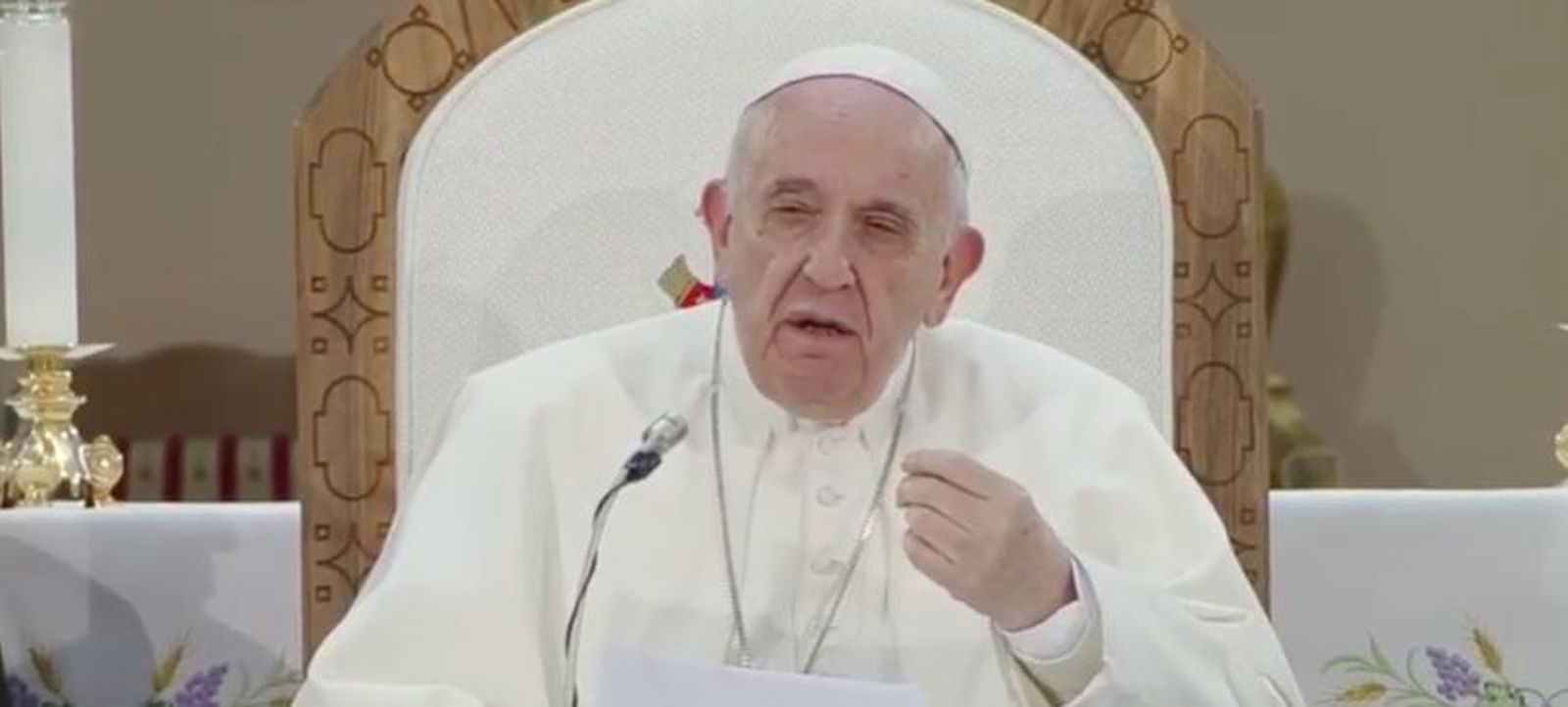 Francisco, con los religiosos y sacerdotes de Skopje