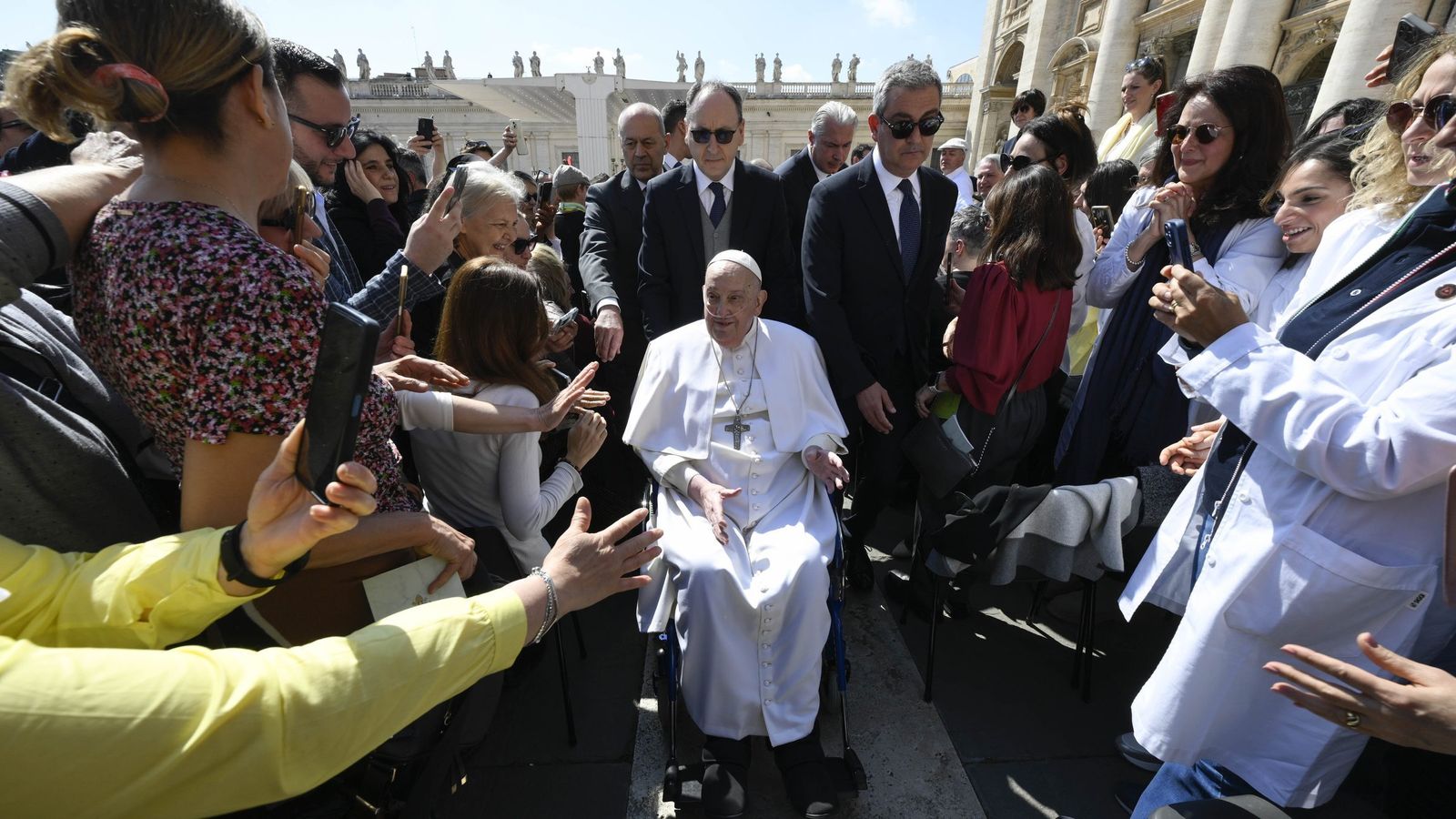 Strappetti, con Francisco el pasado 6 de abril en la plaza de San Pedro