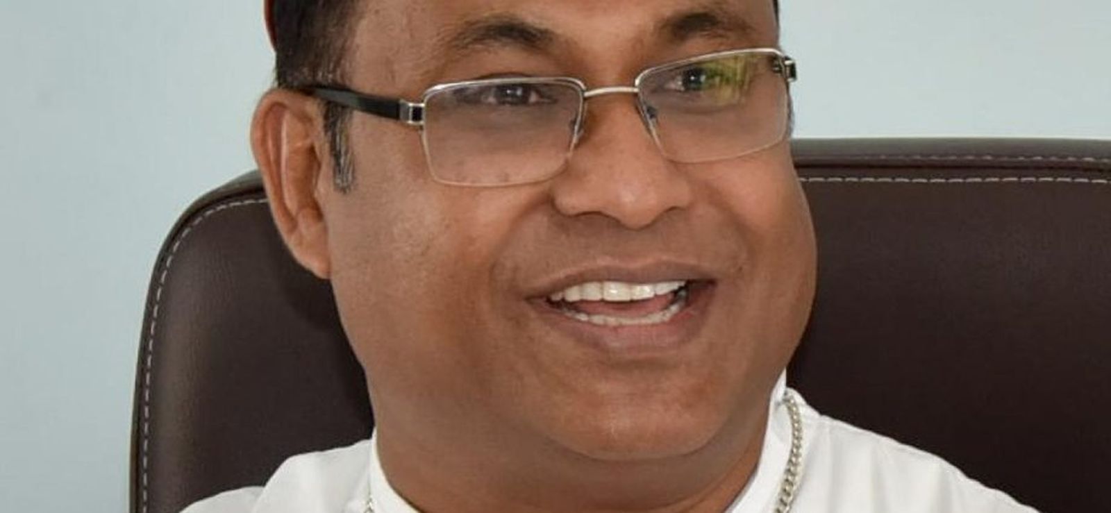 El obispo Kannikadass Antony William