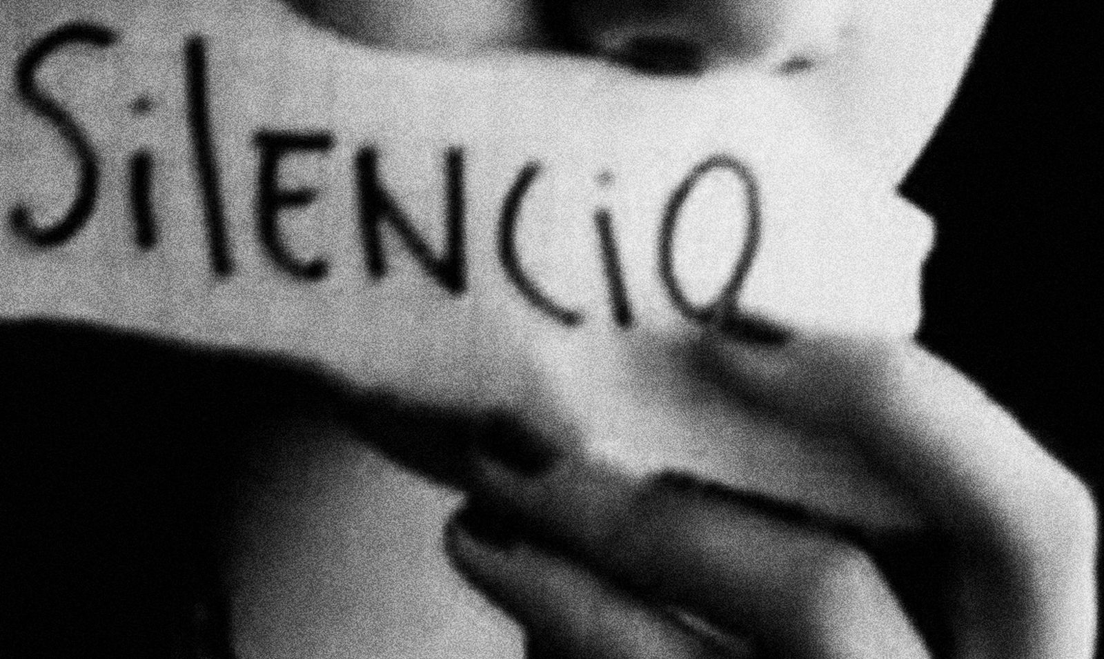 El silencio cómplice