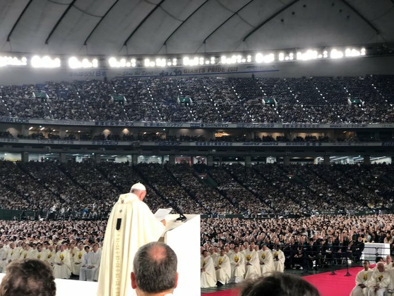 Homilía de Francisco en el Tokyo Dome