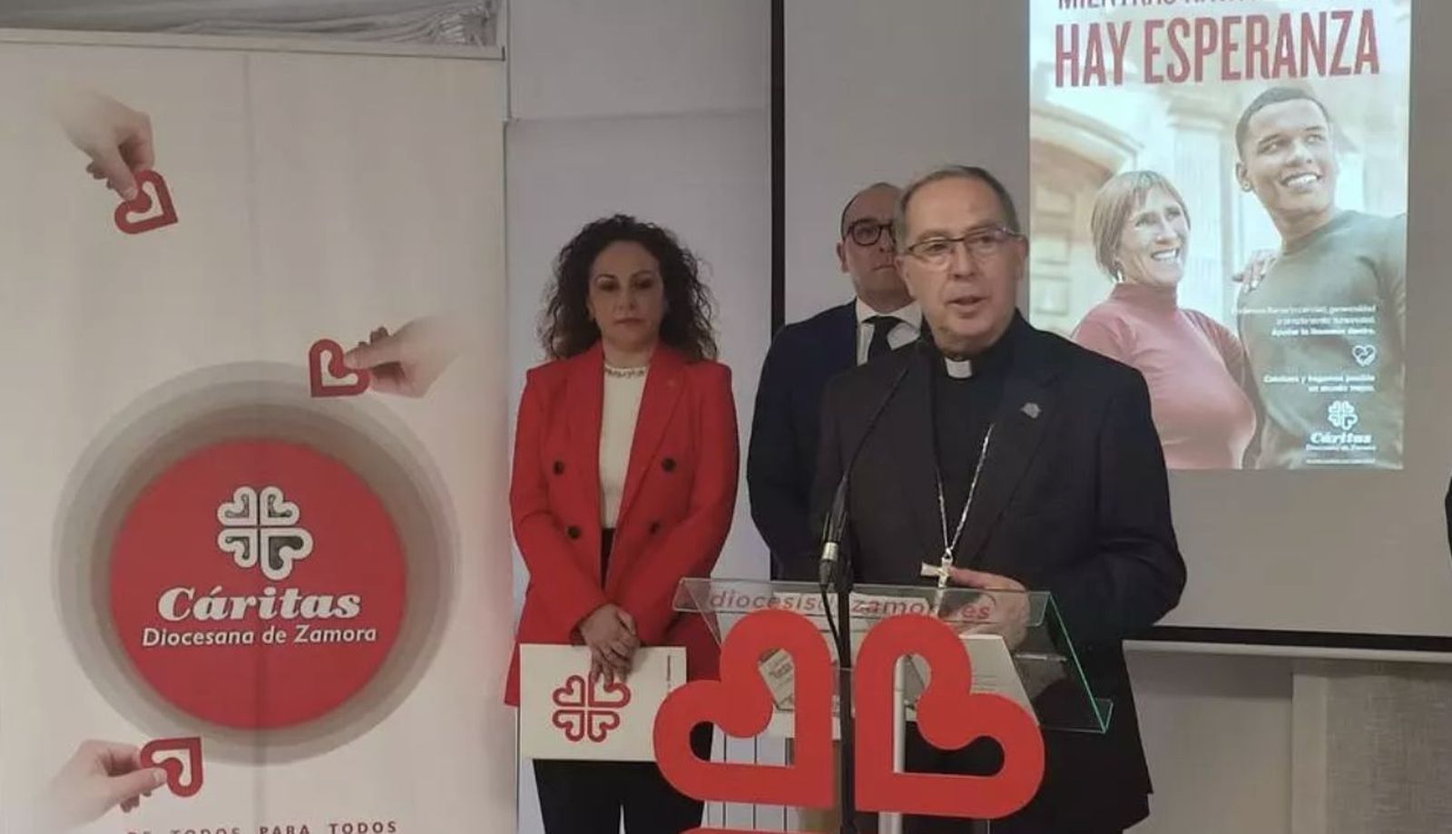 El obispo de Zamora, con Cáritas