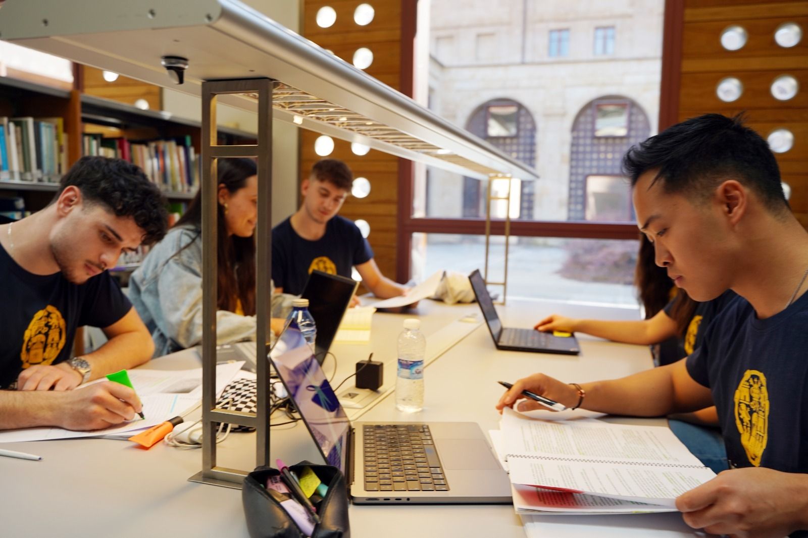 Alumnos de la universidad