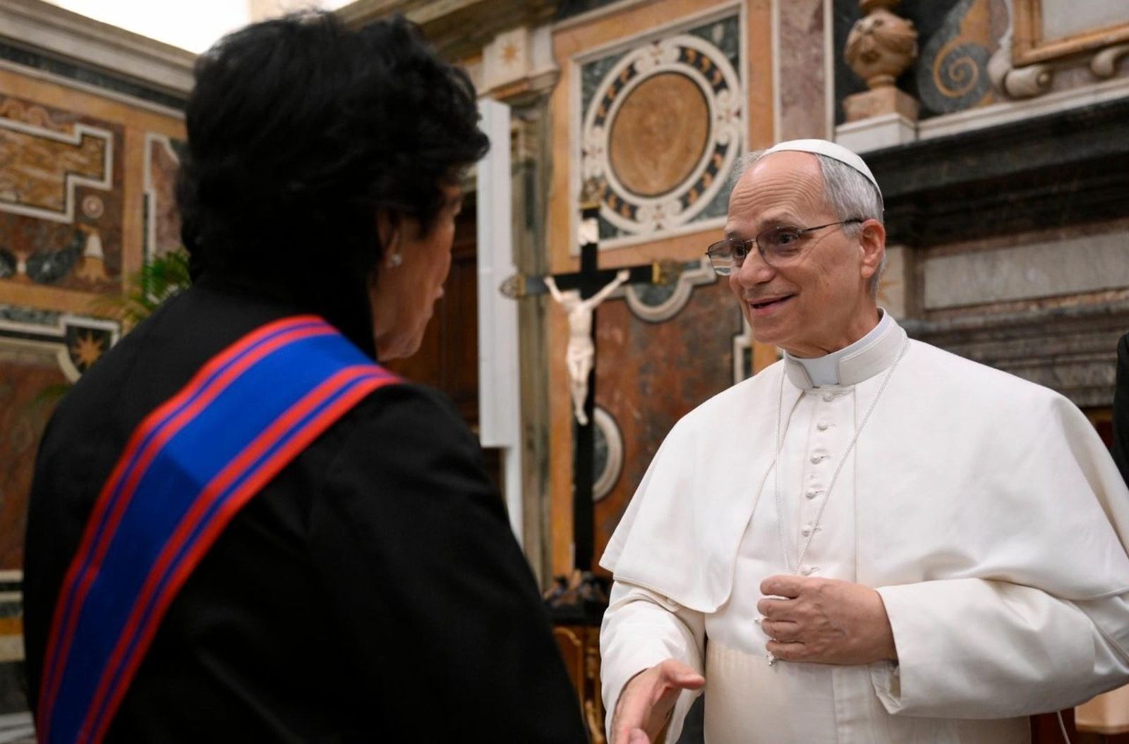 El Papa, con el Cuerpo Diplomático