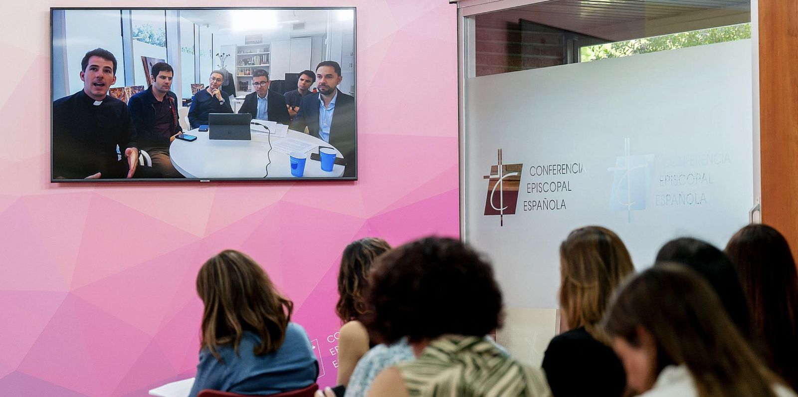 Rueda de prensa on line en la CEE