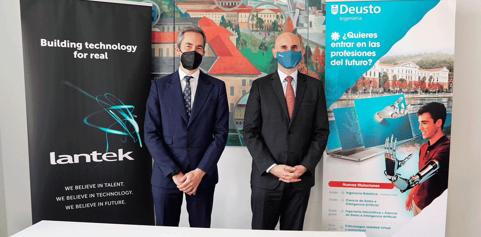 Alberto López de Biñaspre, CEO de Lantek, y Asier Perallos, decano de Ingeniería de Deusto