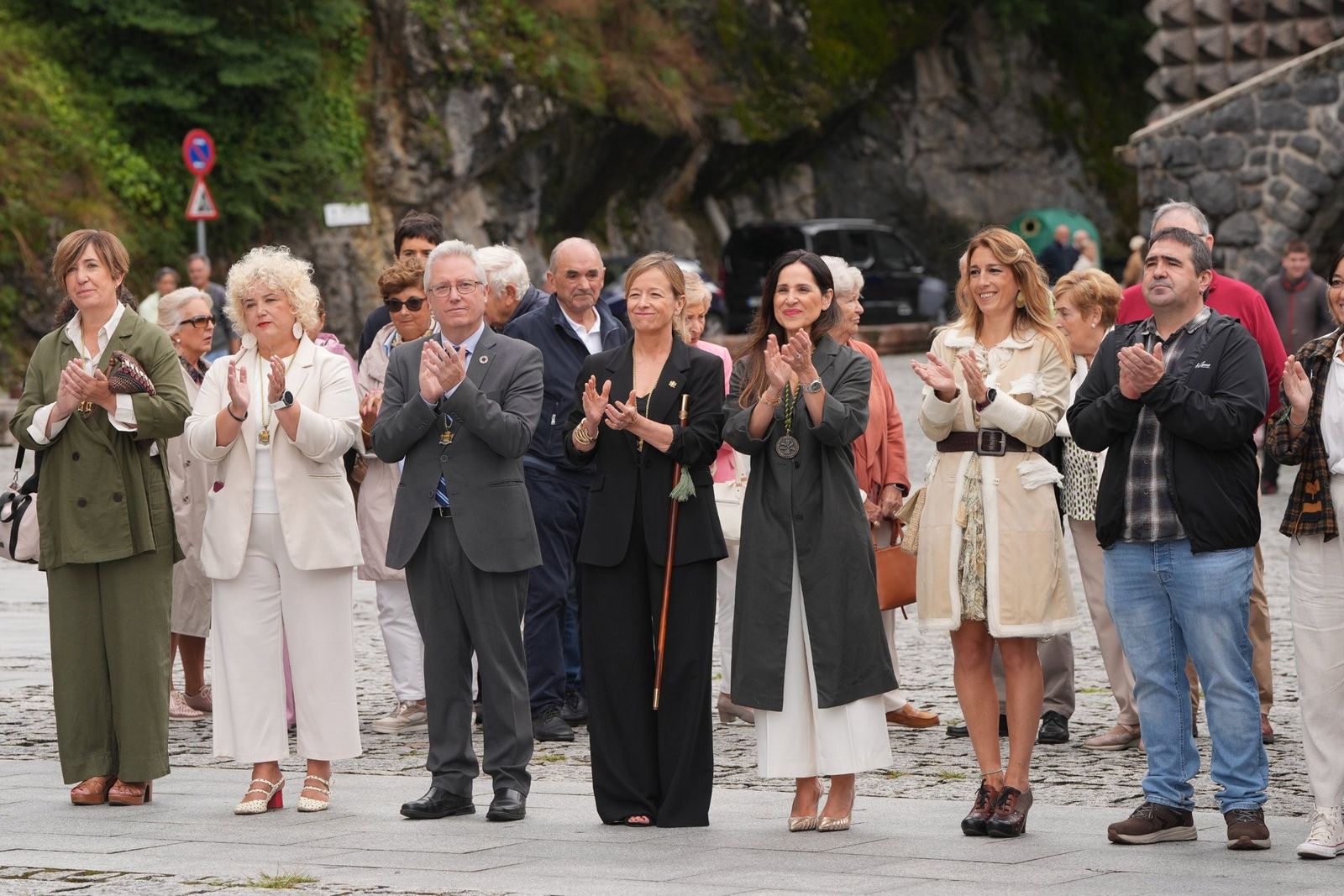 Autoridades en la celebración del Día de Arantzazu, patrona de Gipuzkoa