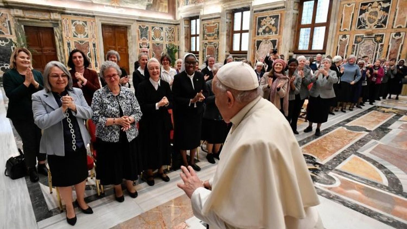 Participantes en el Capítulo General de las Hermanas Escolásticas de Nuestra Señora
