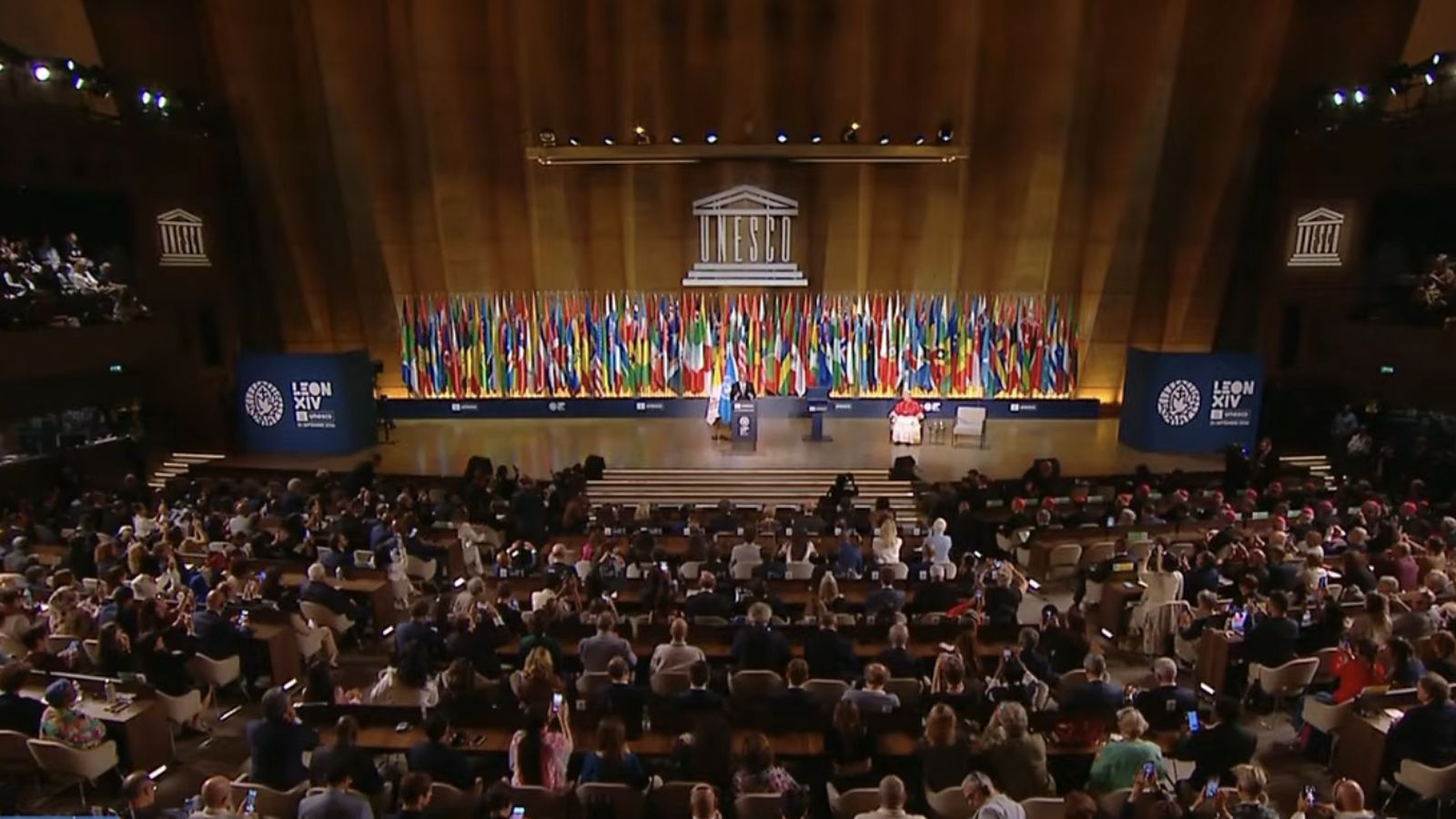 La Unesco recibe al Papa