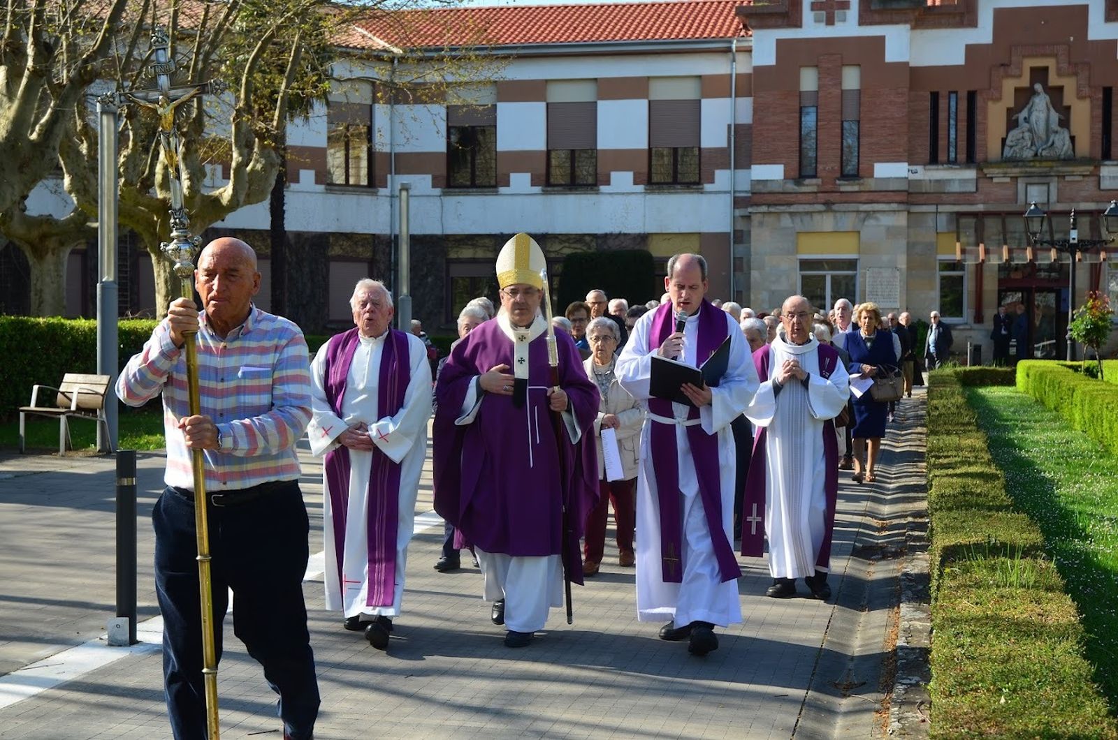 Procesión celebrativa del Año Jubilar en la Iglesia de Navarra