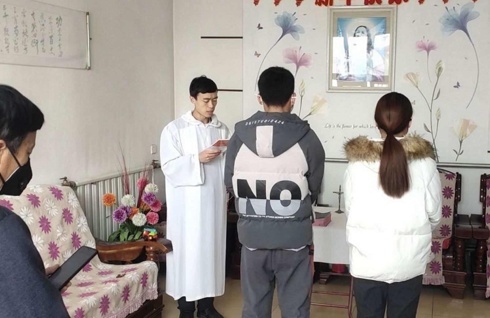 Celebrando misa ante la emergencia del coronavirus