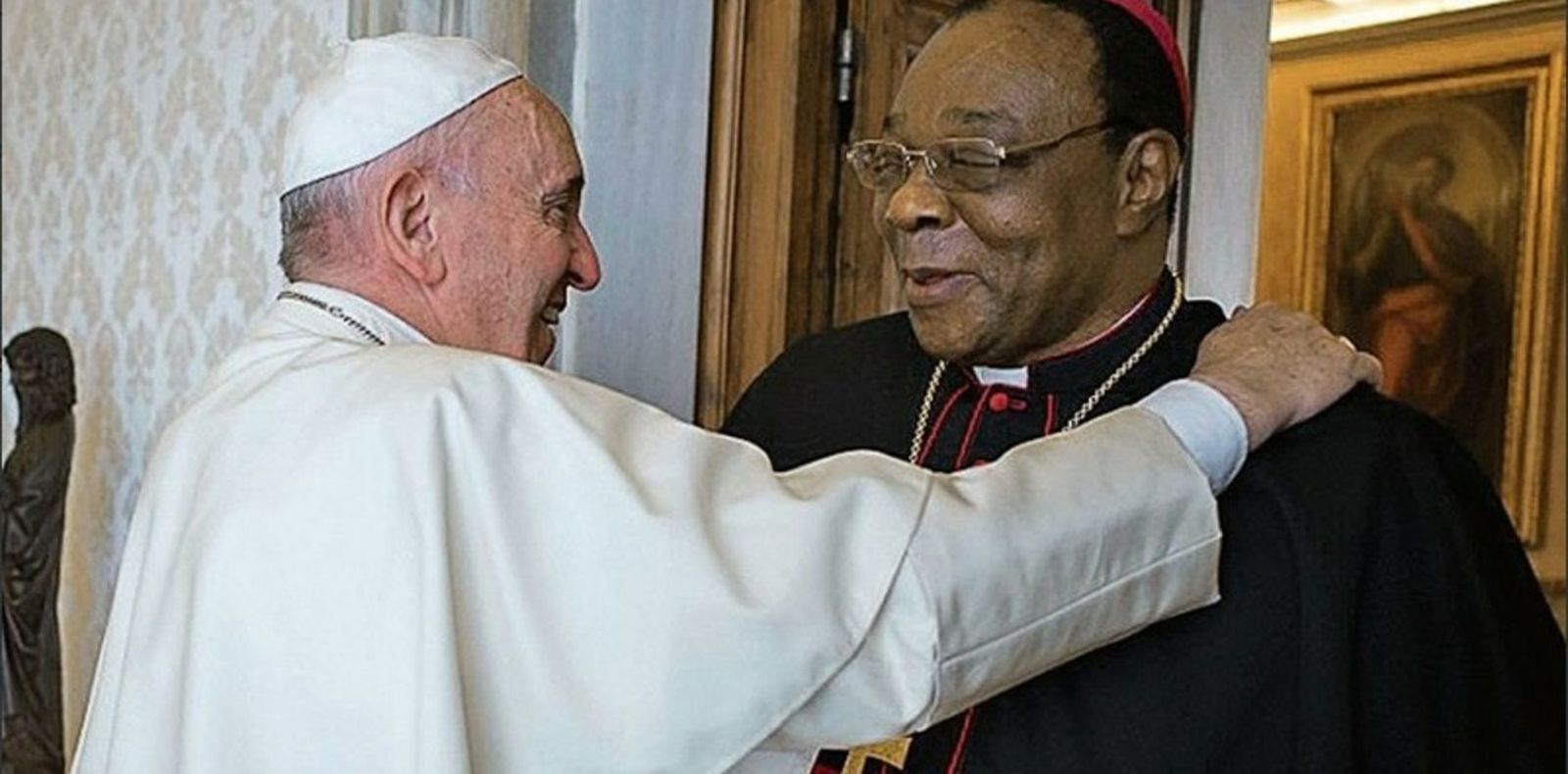 El nuncio Kalenga, con el Papa Francisco