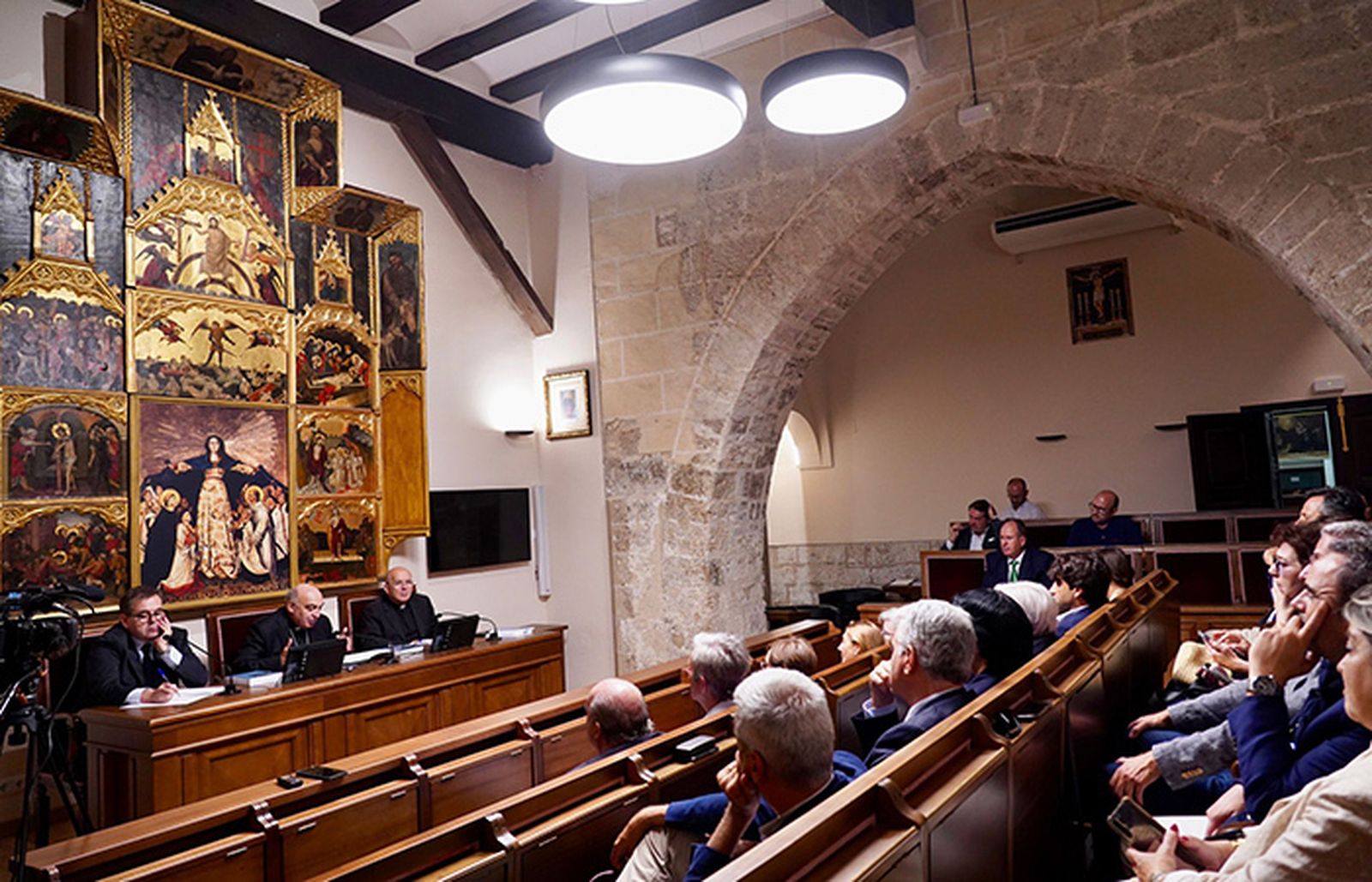 Benavent presidió la apertura del curso del Observatorio