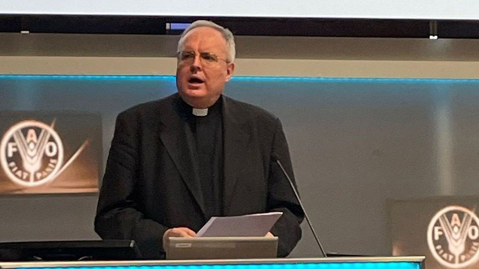 Monseñor Fernando Chica Arellano