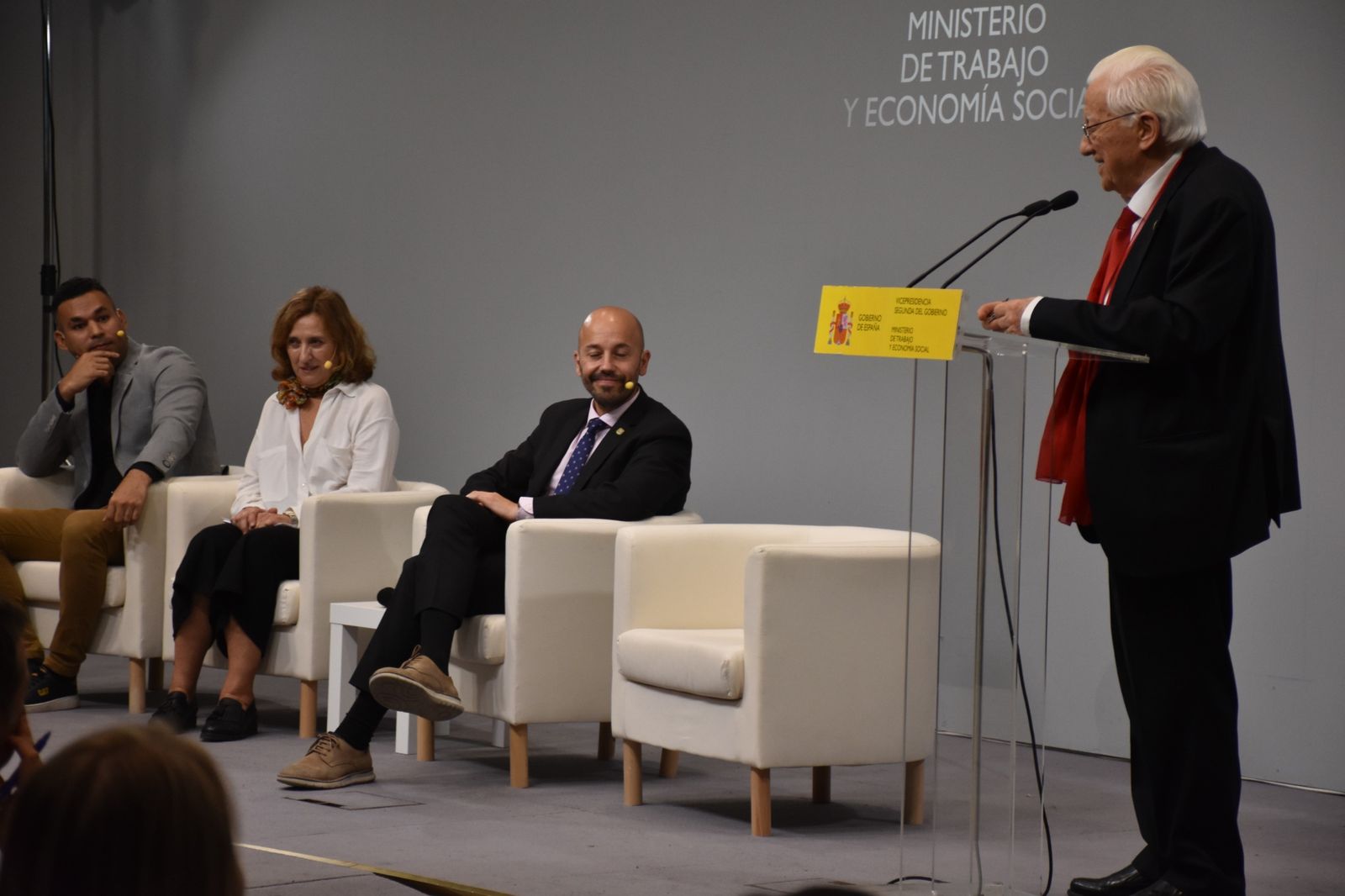 El padre Ángel, en el Ministerio de Trabajo y Economía Social