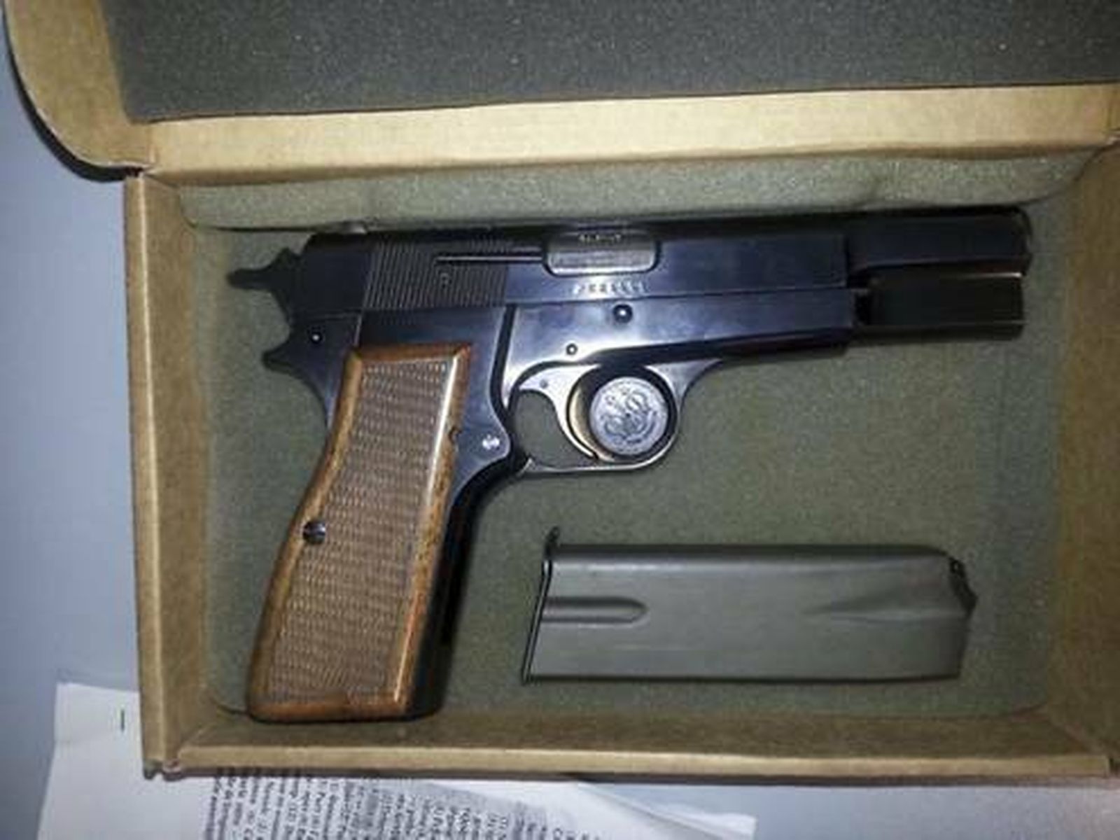 La pistola con la que Alí Agca atentó contra Juan Pablo II