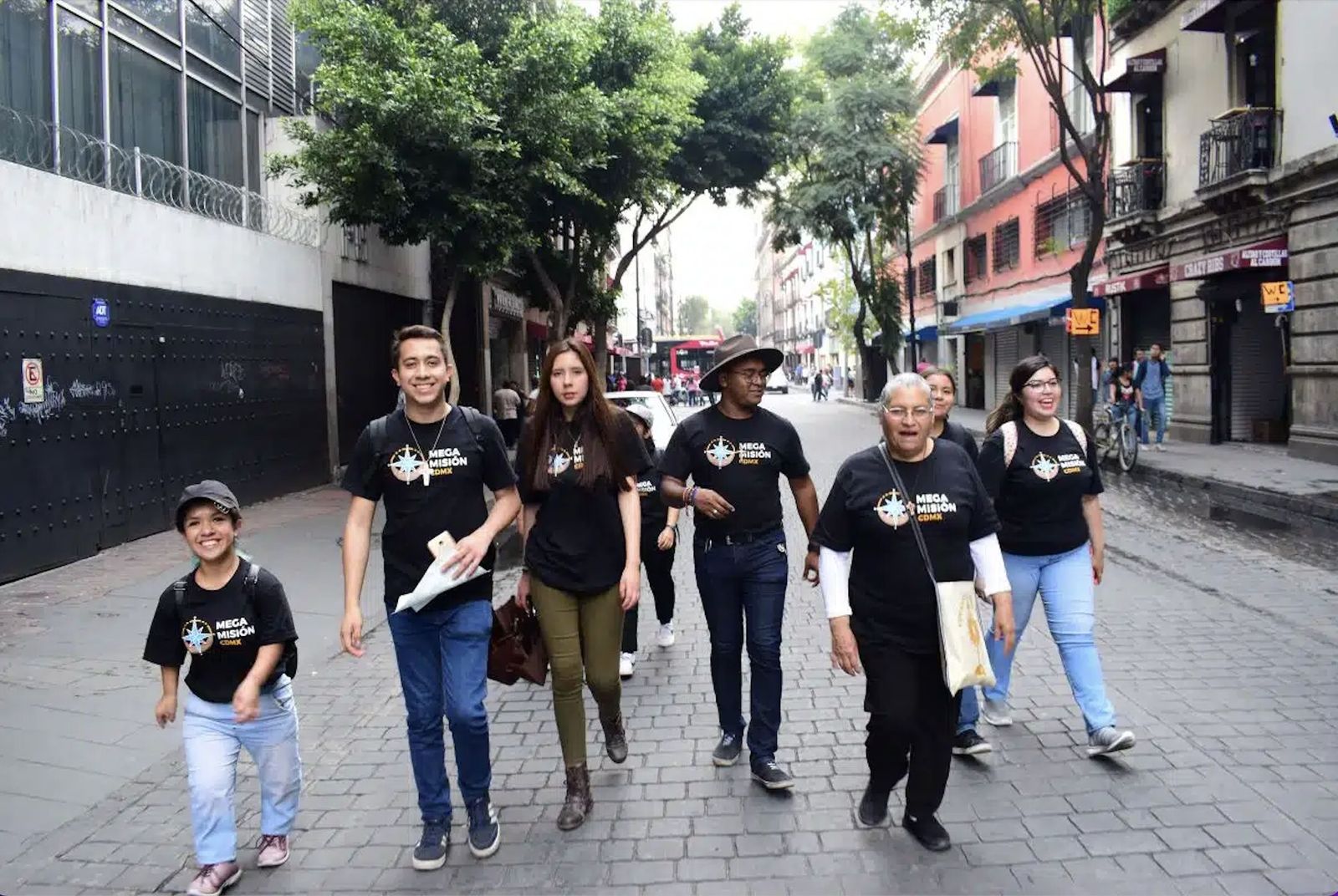 Fieles, catequistas y misioneros de Megavisión en la Arquidiócesis de México