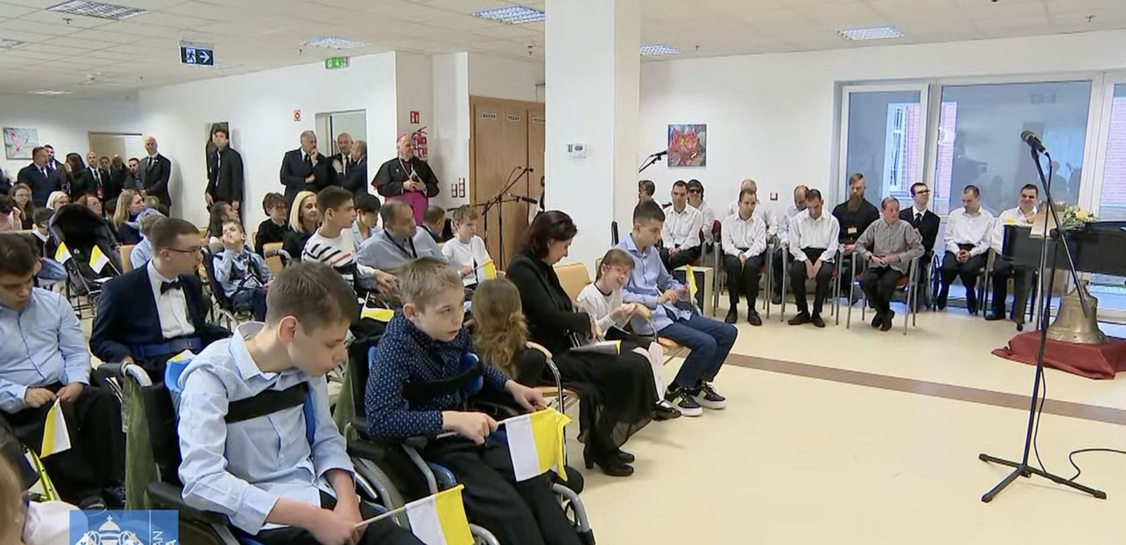 El Papa visita a los niños