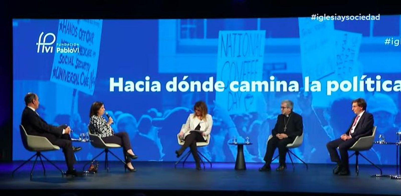 Debate sobre política en la Fundación Pablo VI