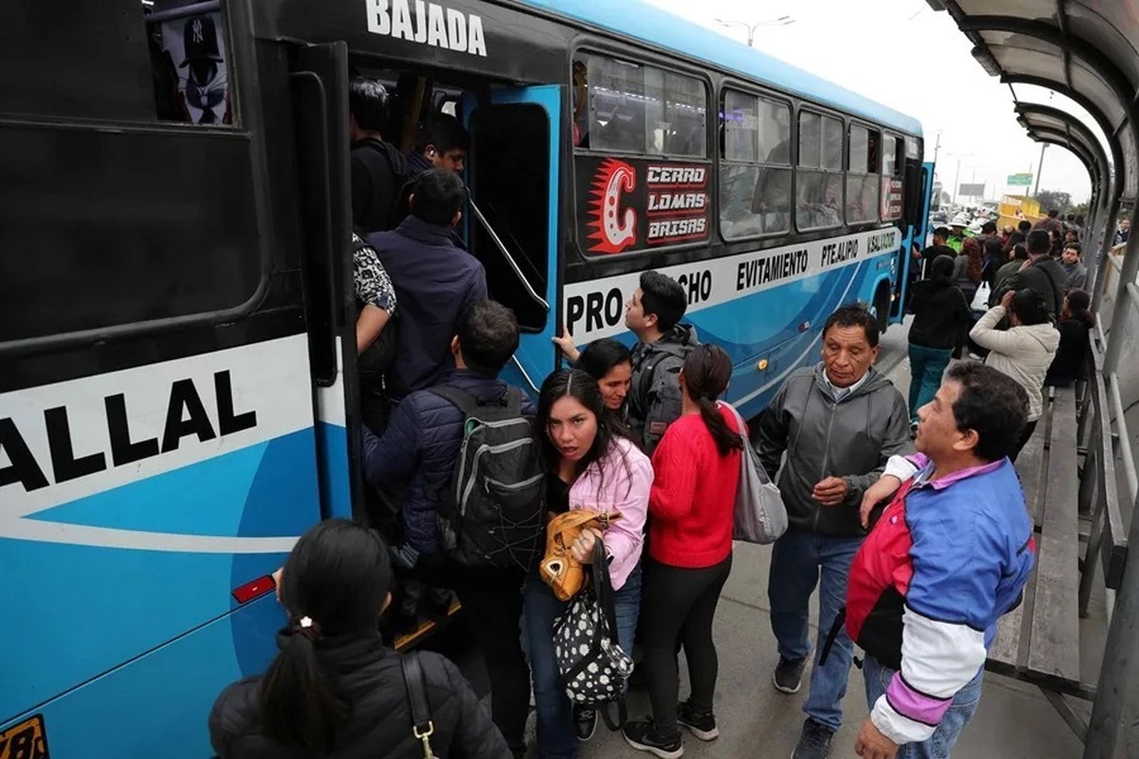 Autobús Lima, Perú