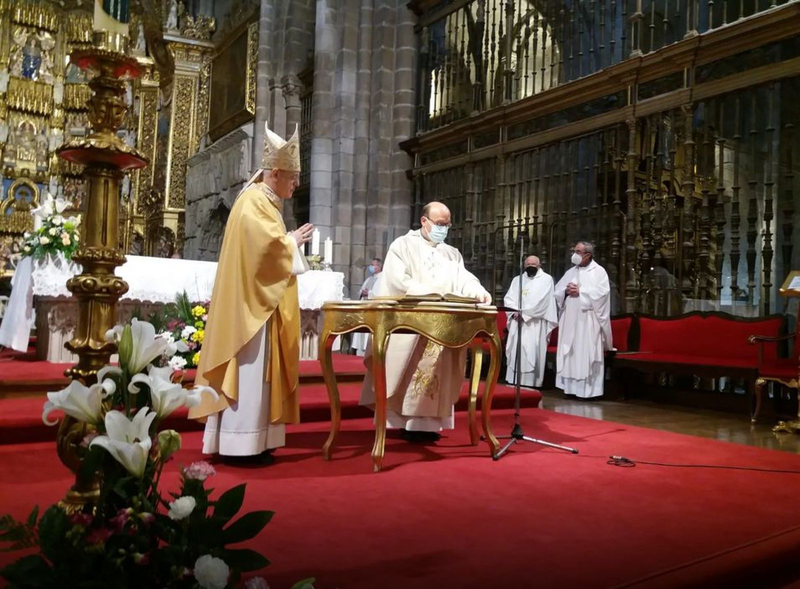 Misa en la catedral de Ourense