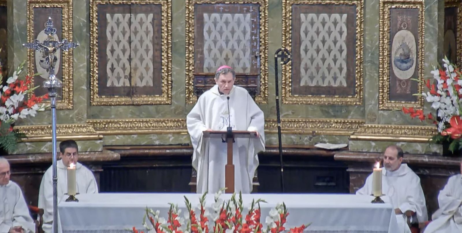 El obispo de Bilbao, durante su homilía