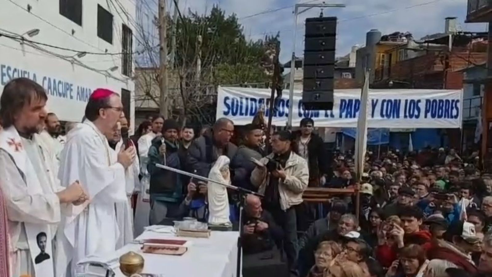 Misa de desagravio a Francisco de los curas villeros