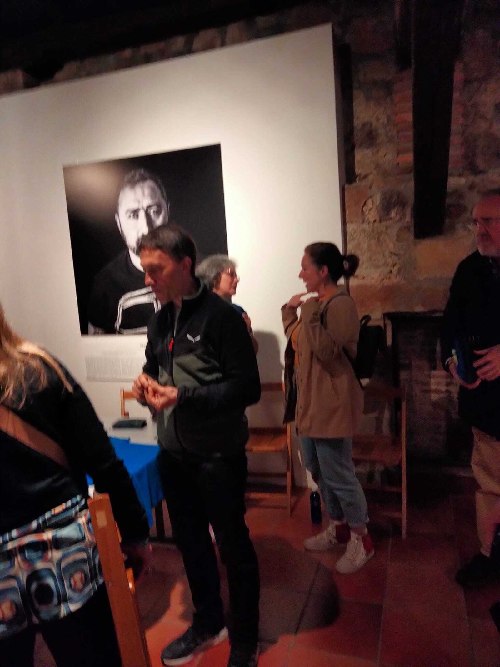 Mesa redonda sobre comunicación y pederasyia