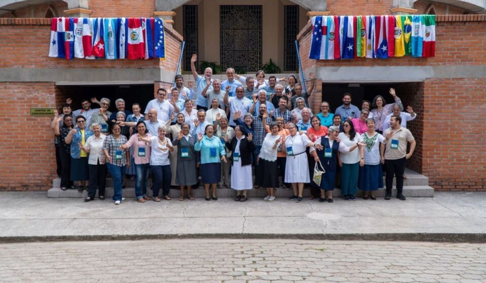 CLAR. Foto de familia