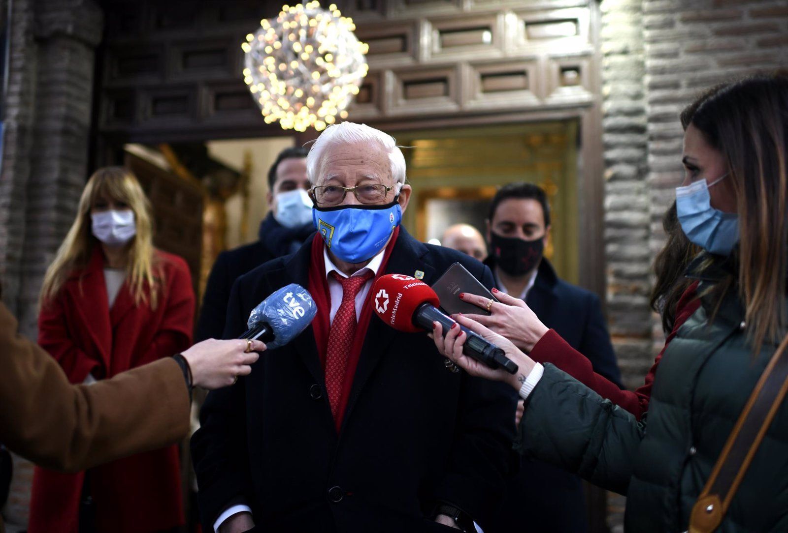 Padre Ángel. Mensajeros de la Paz